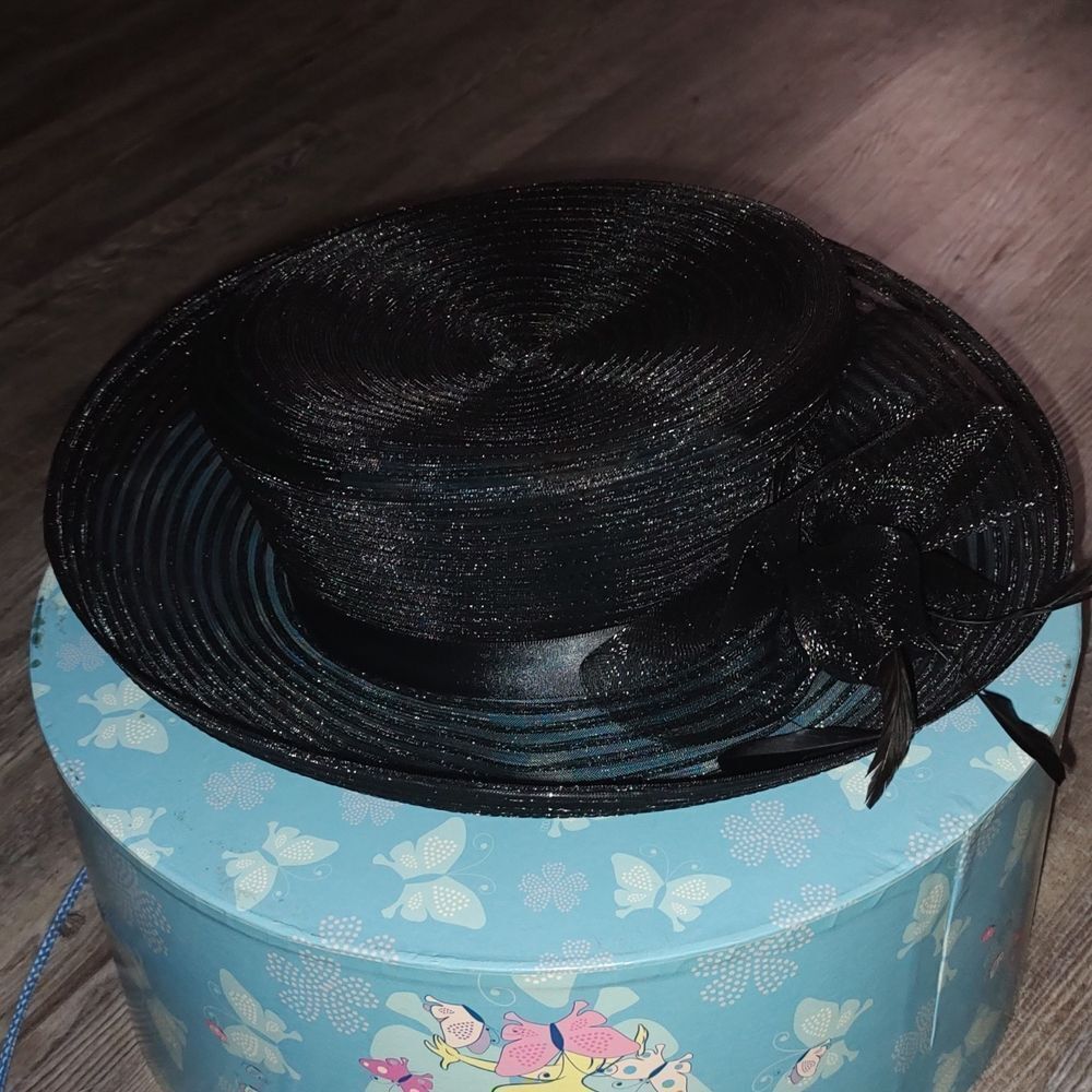 Betmar vintage black wide brim fascinator derby hat one size NWOT